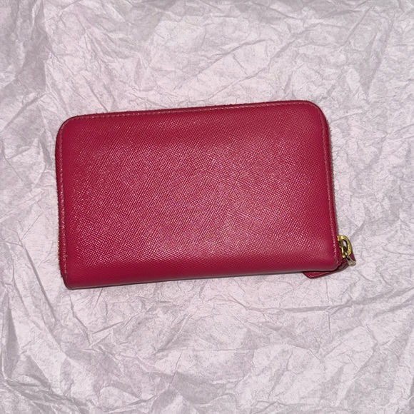 Prada Wallet - Picture 3 of 10